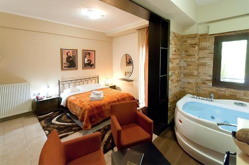 Nostos Hotel Káto Loutrákion Szoba fotó