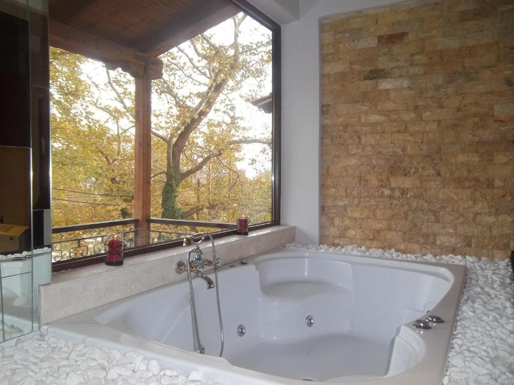 Nostos Hotel Káto Loutrákion Szoba fotó